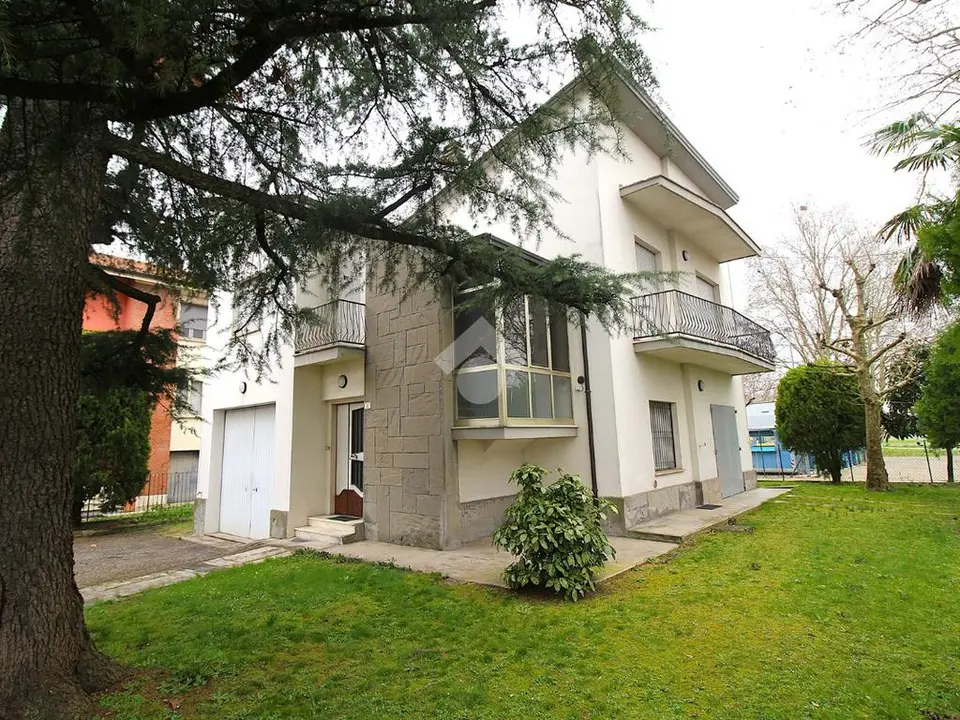 2 bedroom Villa for sale in Imola