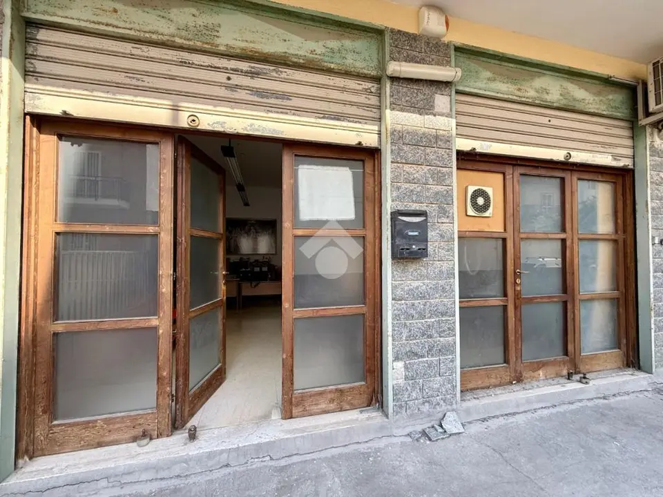 Box / posti auto in vendita a Bitonto