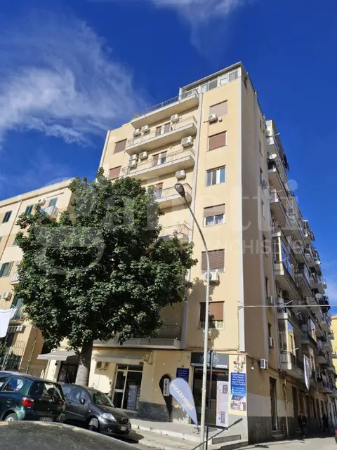 Appartamento in Via Leandro Alberti, Palermo (PA)