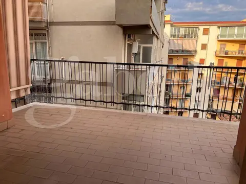Appartamento in Via Eleonora D'Angiò 55, Catania (CT)