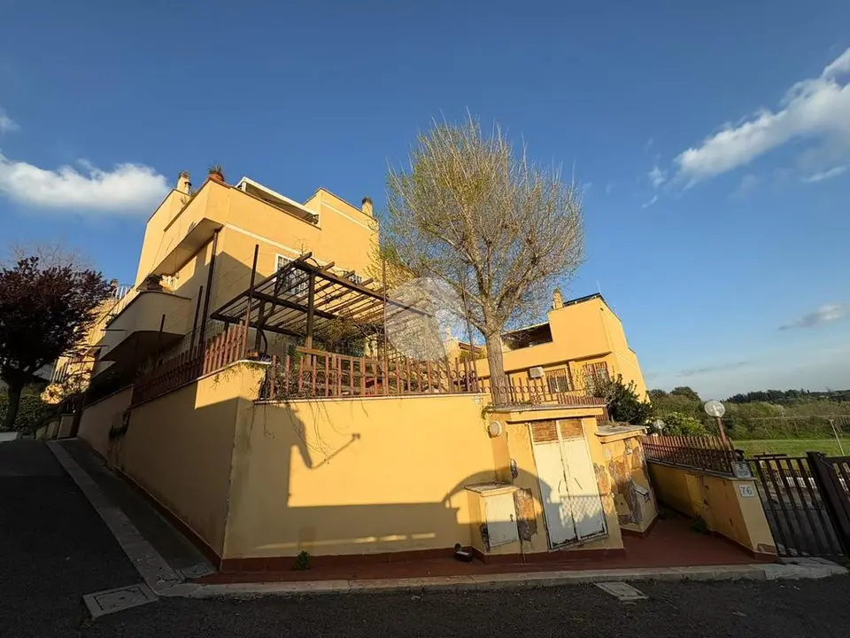 Villa a schiera in vendita a Roma