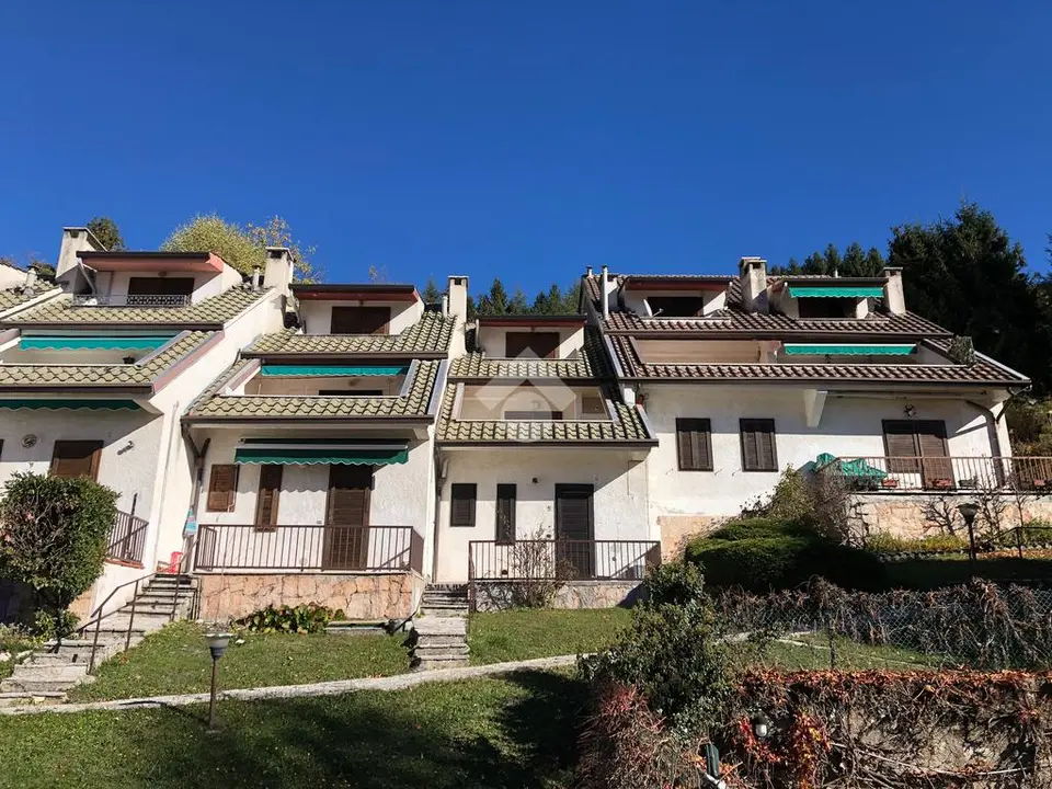 Trilocale in vendita a Ferrara Di Monte Baldo