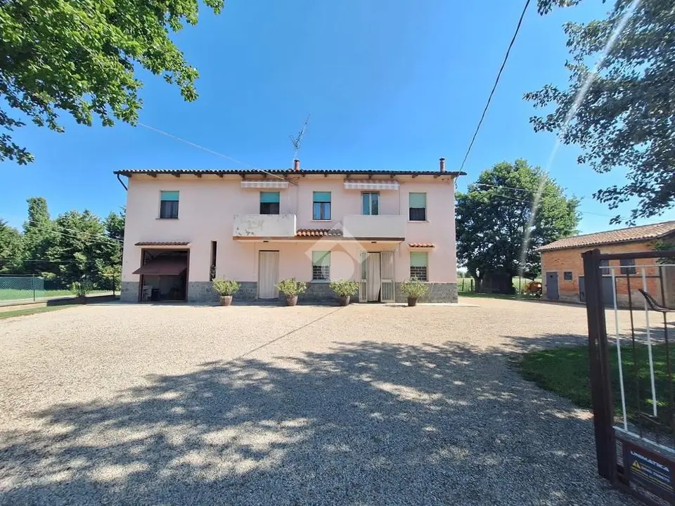 Villa singola in vendita a Medicina