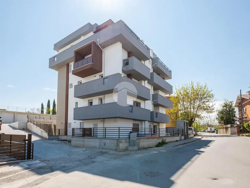 Quadrilocale in vendita a Valsamoggia
