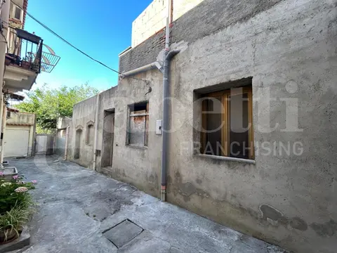 Casa Indipendente in Via Umberto I 256, Spadafora (ME)