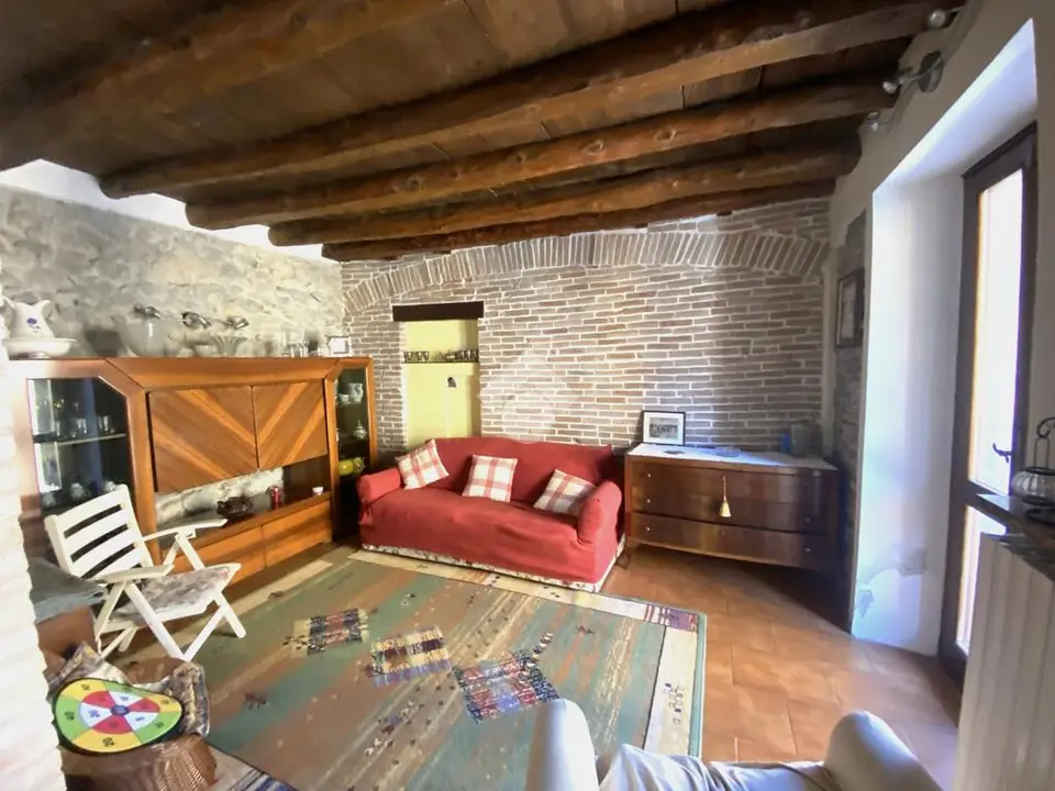 Casa indipendente in vendita a Villa D'Almè