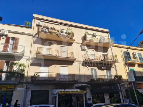 Negozio in Via Giuseppe Pitrè, Palermo (PA)