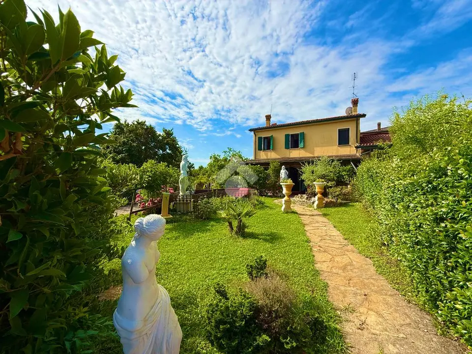 Porzione di bifamiliare in vendita a Mestrino
