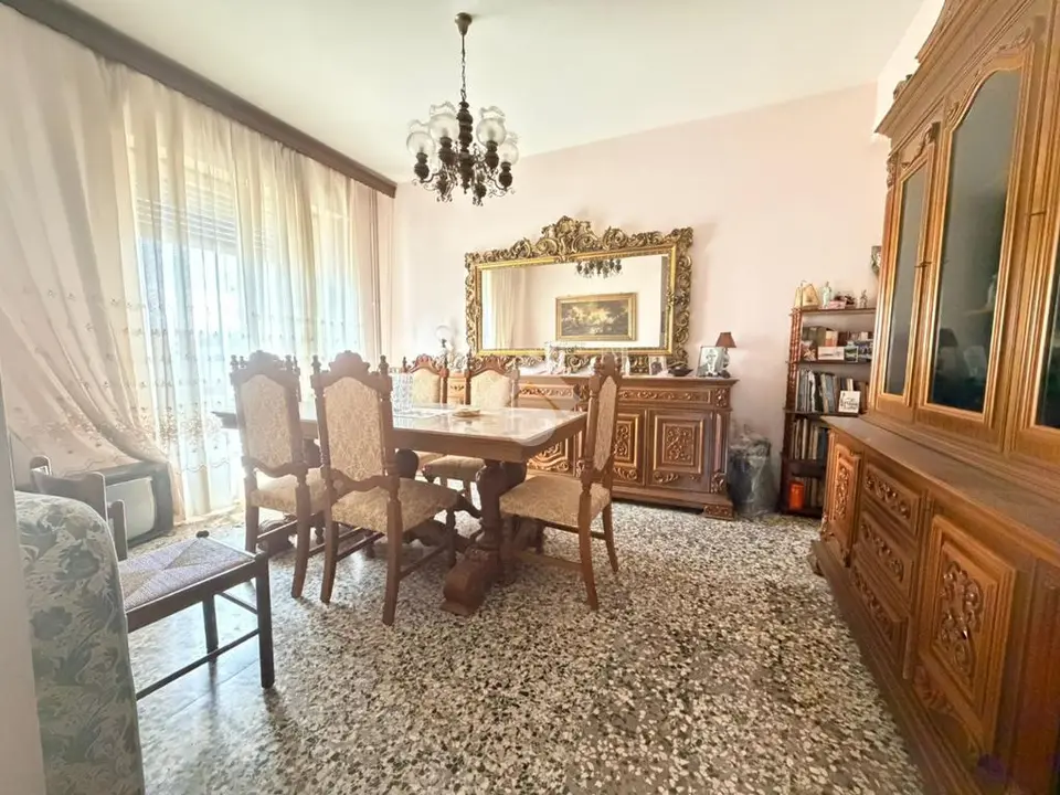 Quadrilocale in vendita a Reggio Di Calabria