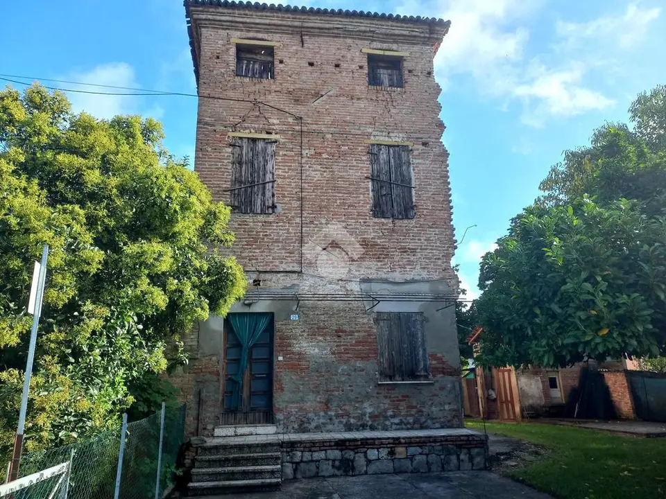 Rustico in vendita a Saccolongo