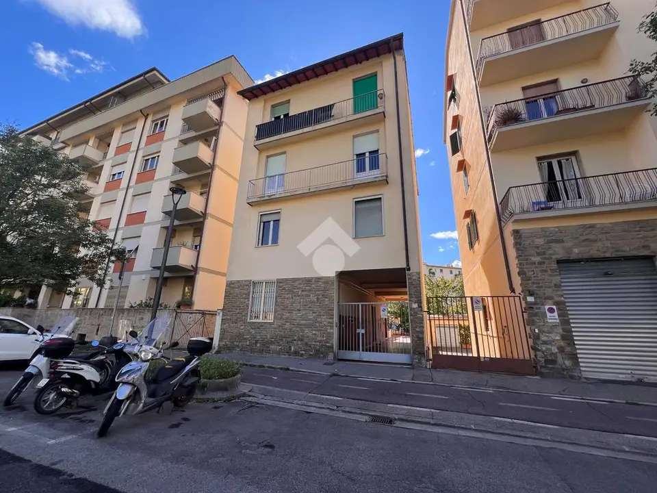 Quadrilocale in vendita a Firenze