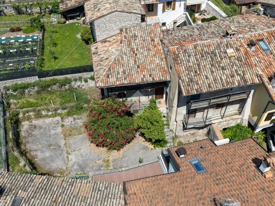 Rustico in vendita a Avio