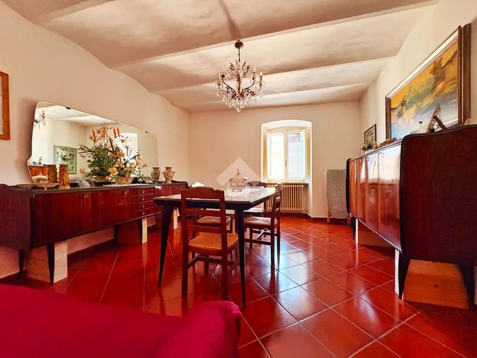 Casa semindipendente in vendita a Fossato Di Vico