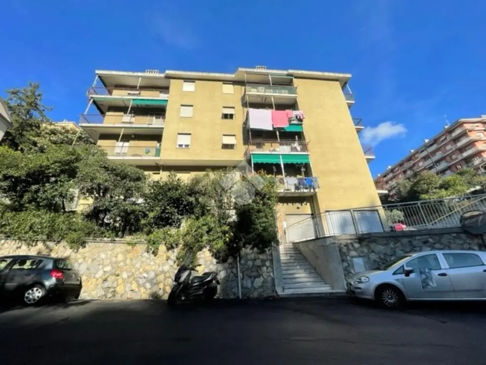 Multilocale in vendita a Genova