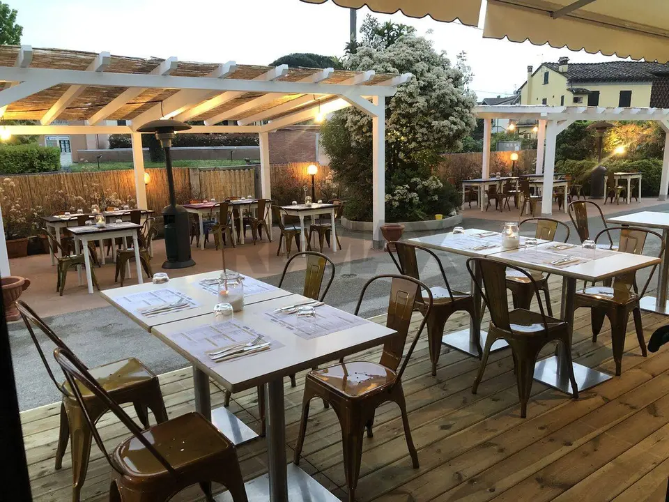 Ristorante in Vendita a Lucca