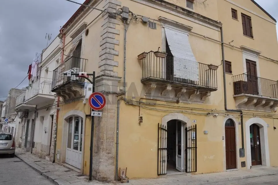 Attività  Commerciale in Vendita a Ragusa
