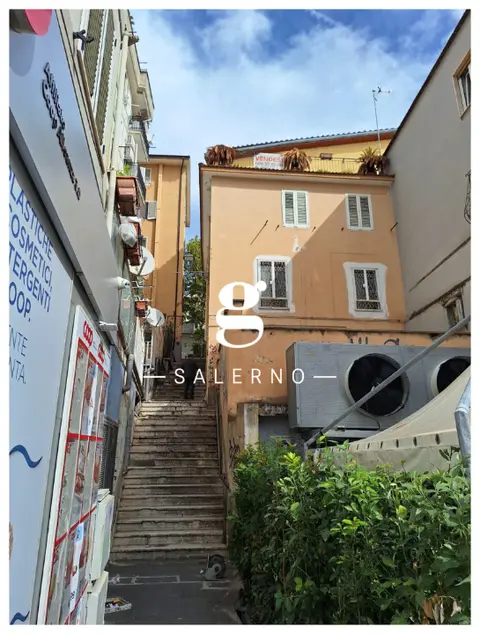 Appartamento in Vicolo Castel Terracena, Salerno (SA)