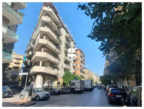 Appartamento in Via Donato Trani, Salerno (SA)