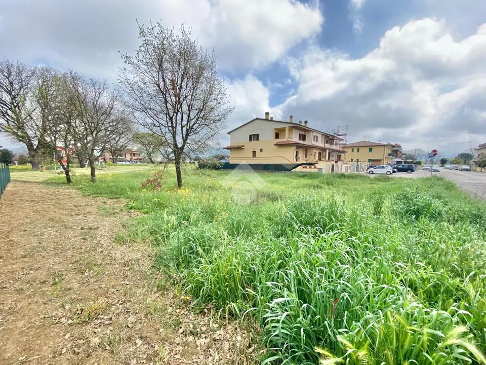 Ter. residenziale in vendita a Assisi