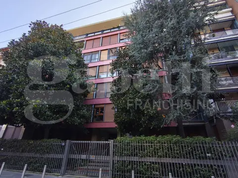 Appartamento in Via Desiderio  21, Milano (MI)