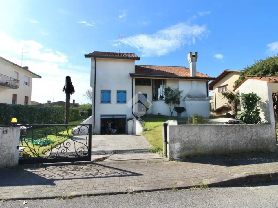 Villa singola in vendita a Eraclea