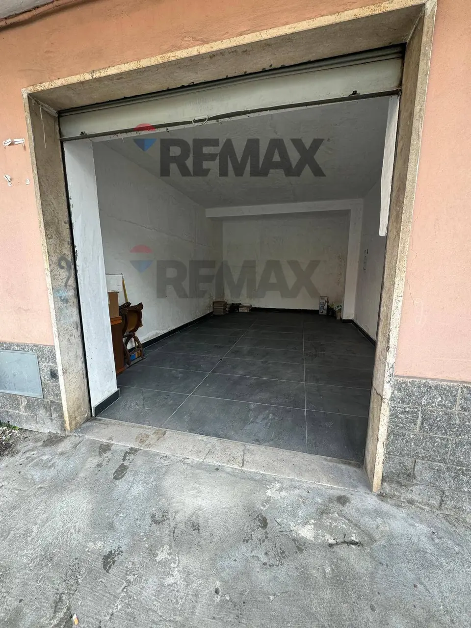 Garage/Box in Vendita a Cassino