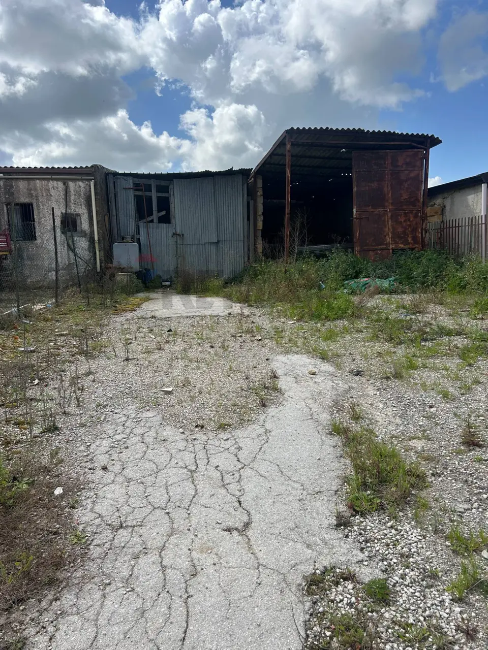 Magazzino in Vendita a Caltanissetta