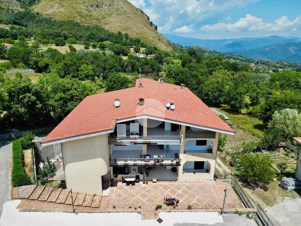 Quadrilocale in vendita a Scario