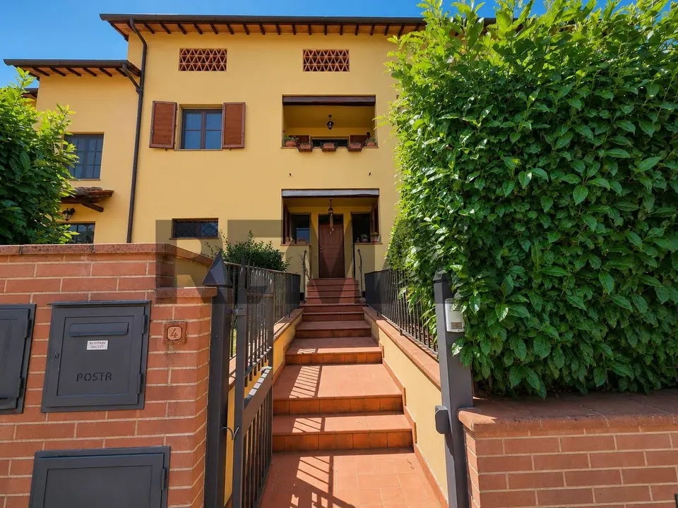 Villa a schiera in Vendita a Montevarchi