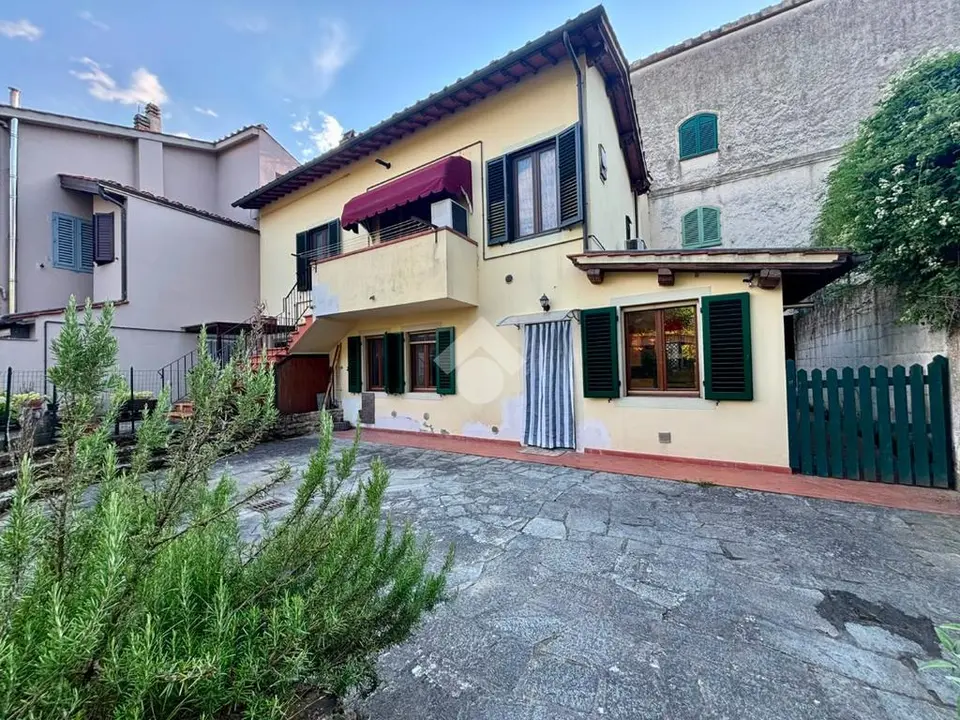 Bilocale in vendita a Reggello