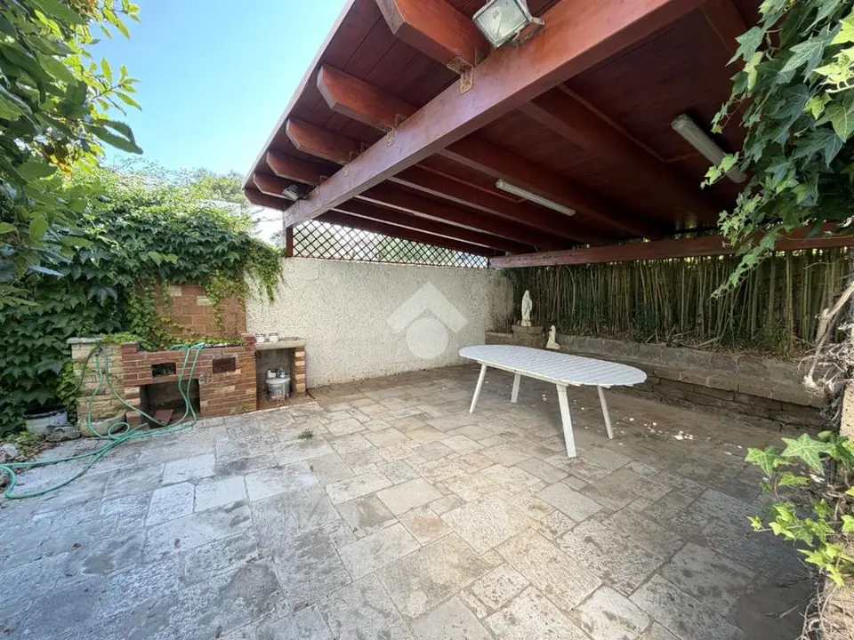 Trilocale in affitto a Bari