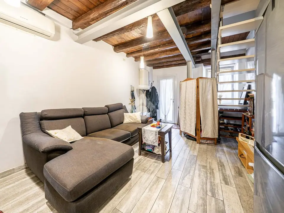 Casa indipendente in vendita a Verona
