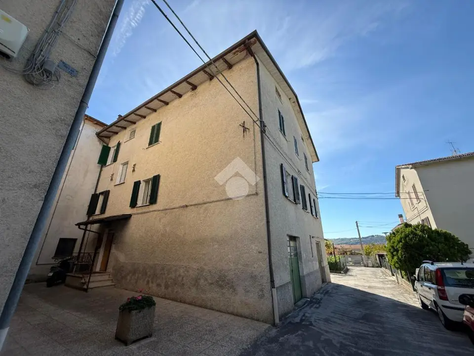 Trilocale in vendita a Gubbio