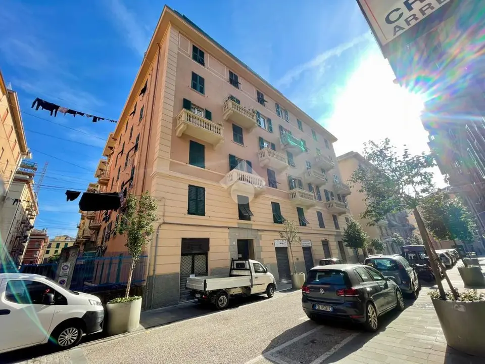 Quadrilocale in vendita a Genova