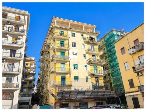 Appartamento in Via Mario Fabio , Salerno (SA)