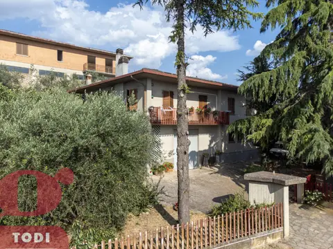 Casa Indipendente in strada provinciale 421 1, Collazzone (PG)