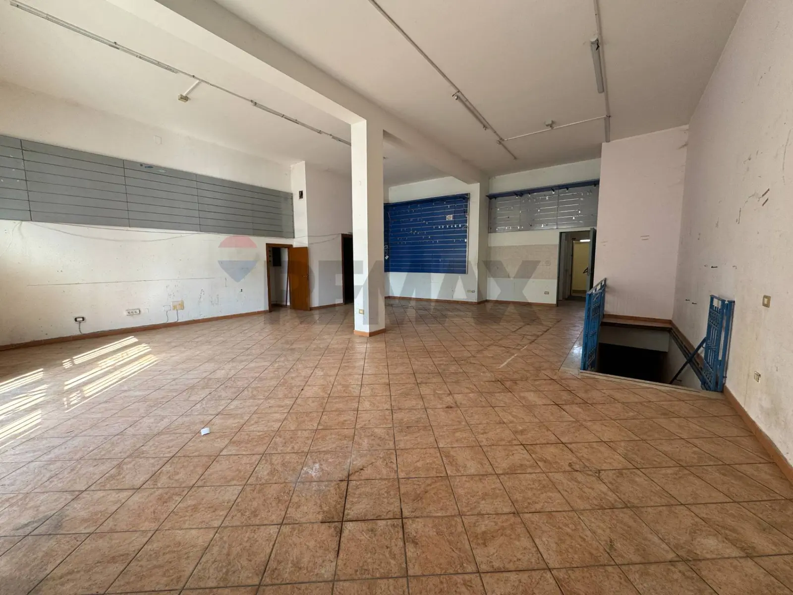 Locale Commerciale in Affitto a Bagheria