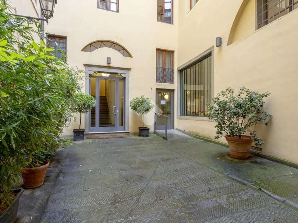 Trilocale in affitto a Firenze