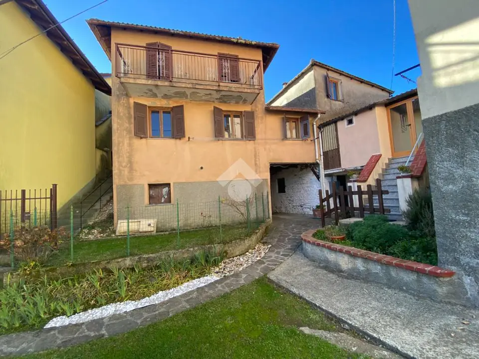 Casa semindipendente in vendita a Serra Riccò