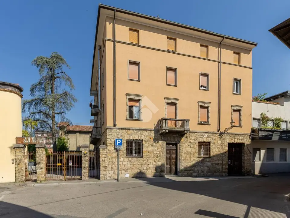 5 locali in vendita a Bergamo