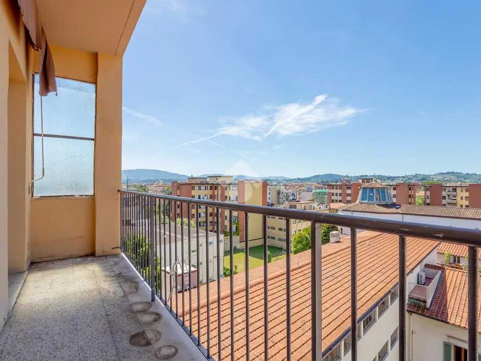 5 locali in vendita a Firenze