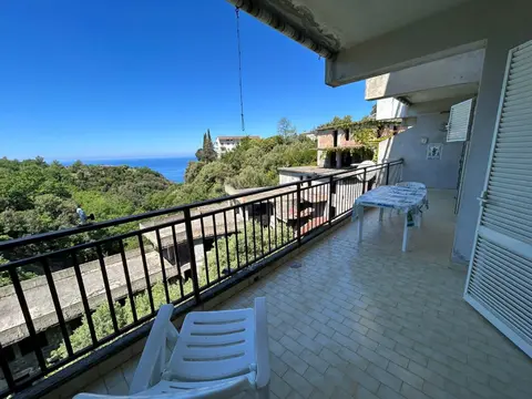 Appartamento in Via Sandro Pertini 13, San Nicola Arcella (CS)