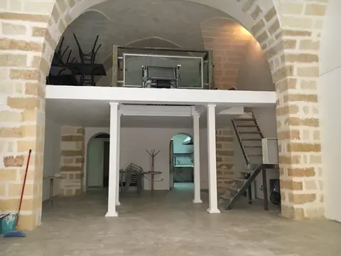 Negozio in Via Saponea 44, Brindisi (BR)