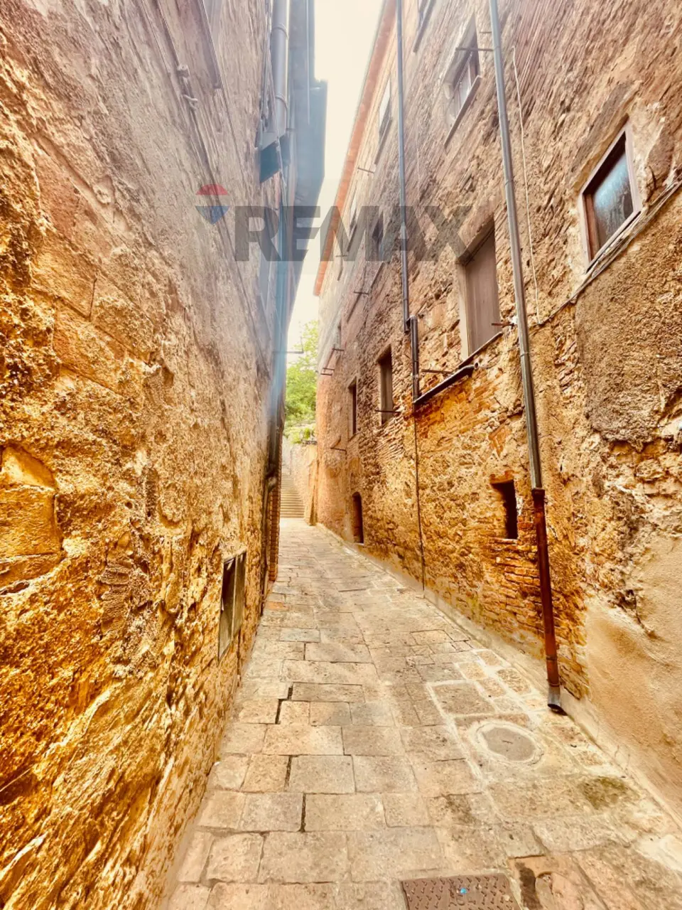 Appartamento in Vendita a Volterra