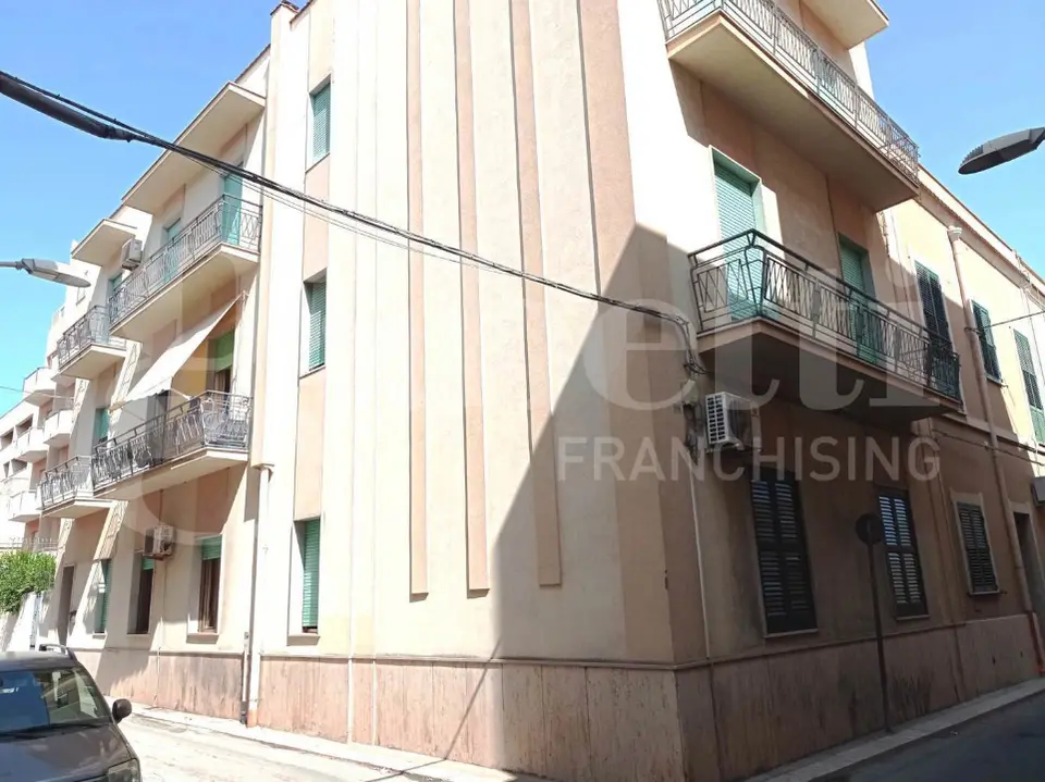Appartamento in Via Chiusa  21, Trapani (TP)