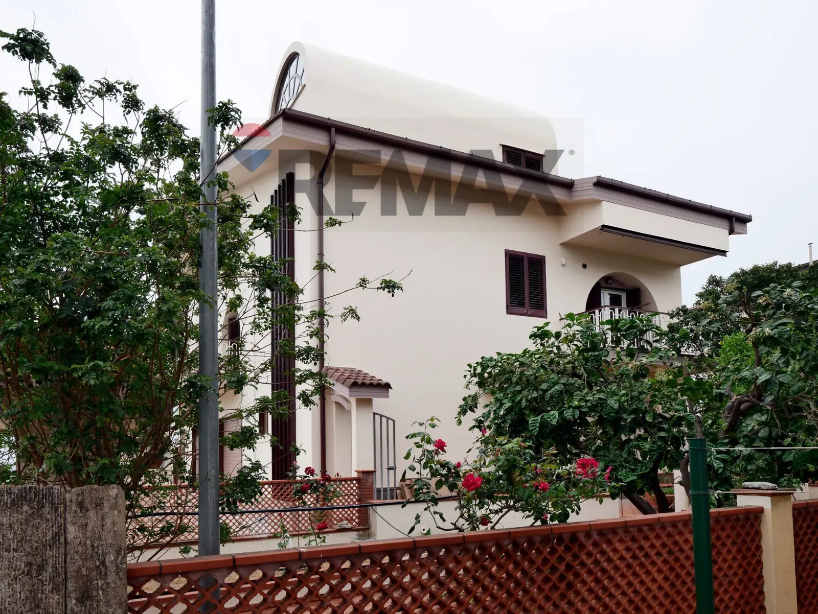 Appartamento in Vendita a Roseto Capo Spulico