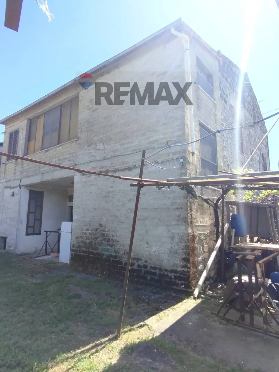 Porzione di casa in Vendita a Santi Cosma e Damiano