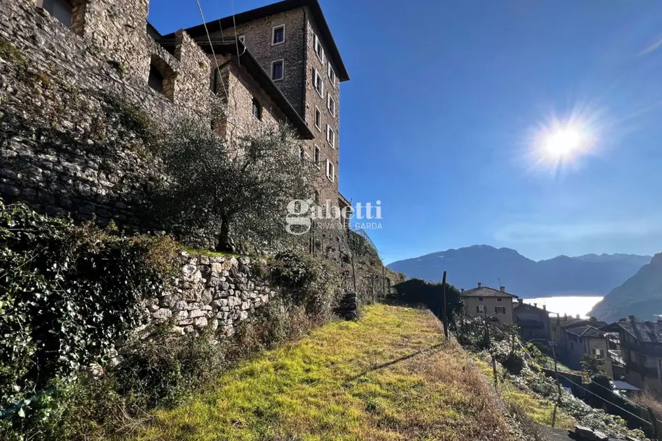 Appartamento in Via per San Lorenzo 21, Tenno (TN)