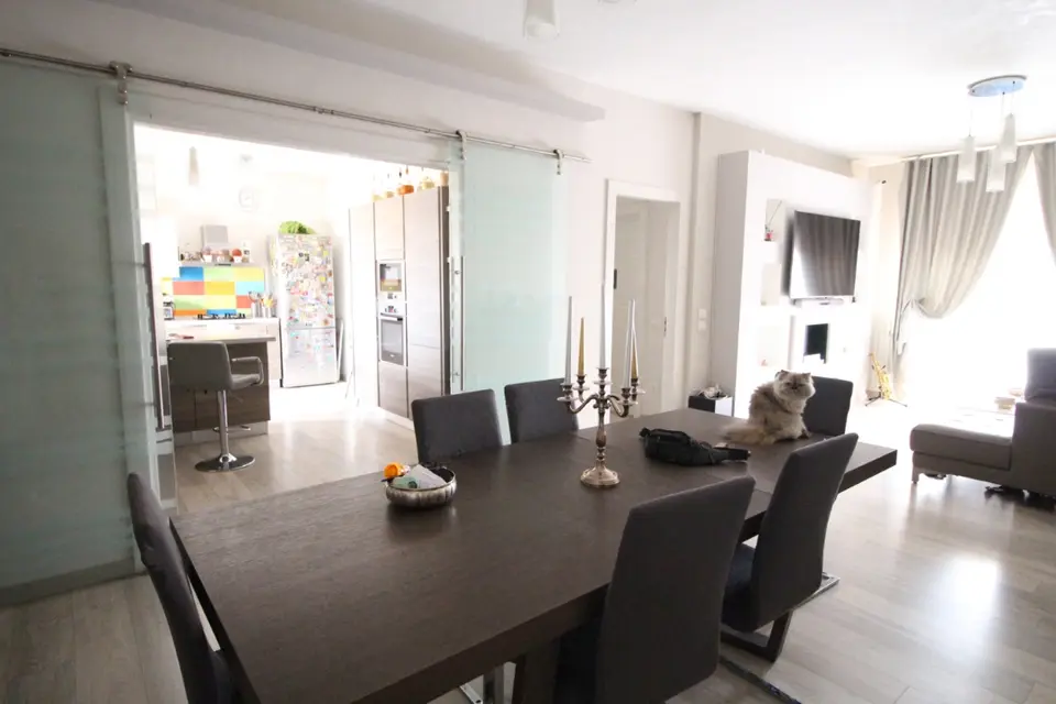 Appartamento in Via Roma  102, Manduria (TA)