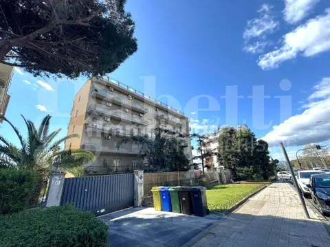 Appartamento in Viale Andrea Doira 69, Catania (CT)